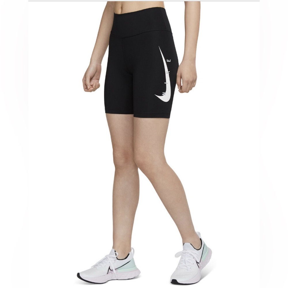 Nike Women's Black Fitted Swoosh Bike Legging Shorts, Size XS, Excellent shape!